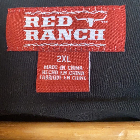 Red ranch in 2XL, looks next to new - Picture 2 of 8
